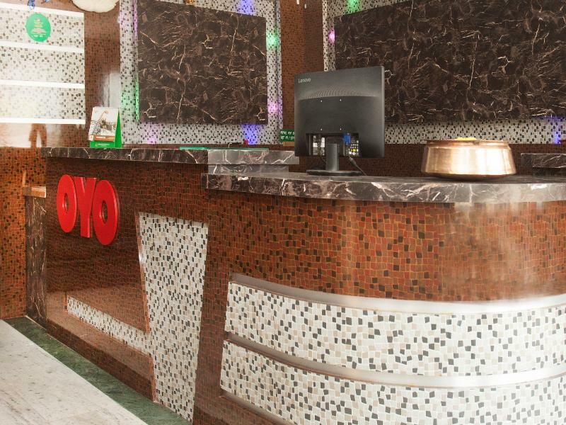Oyo 343 Pop Life Hotel Banke Kültér fotó